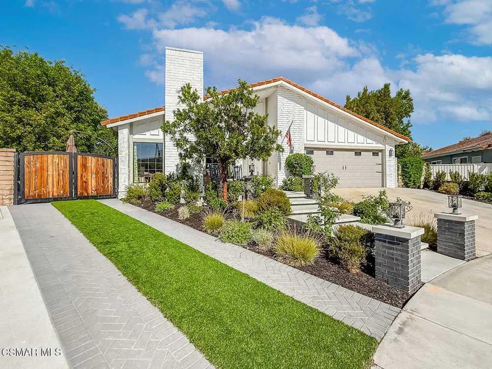 2896 Wanda Avenue Simi Valley, CA 93065