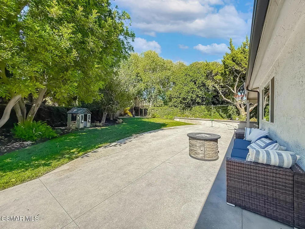 2896 Wanda Avenue Simi Valley, CA 93065