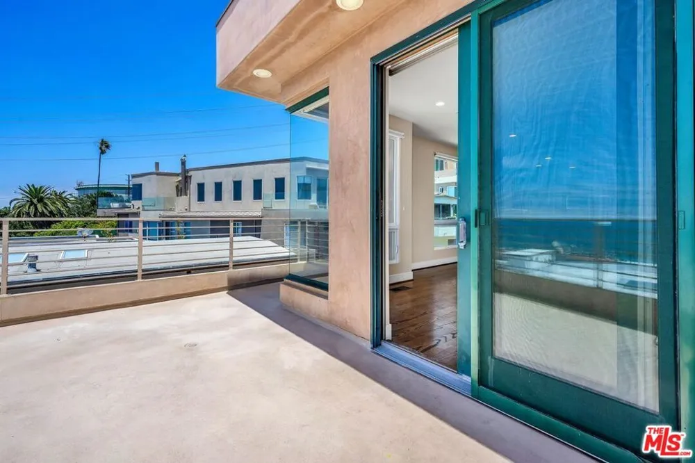308 Gull Street Manhattan Beach, CA 90266