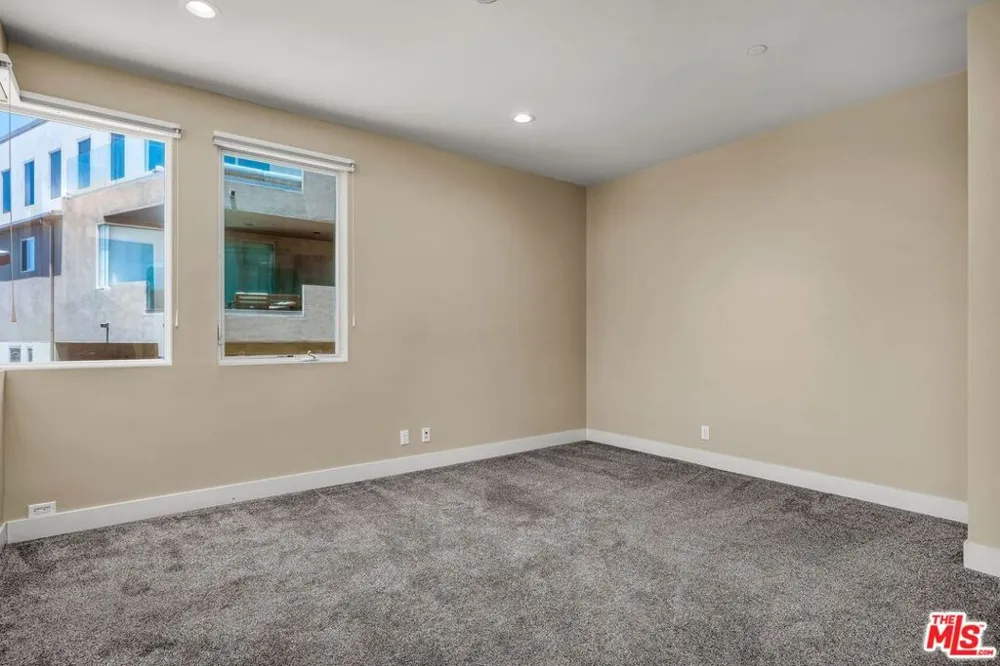 308 Gull Street Manhattan Beach, CA 90266