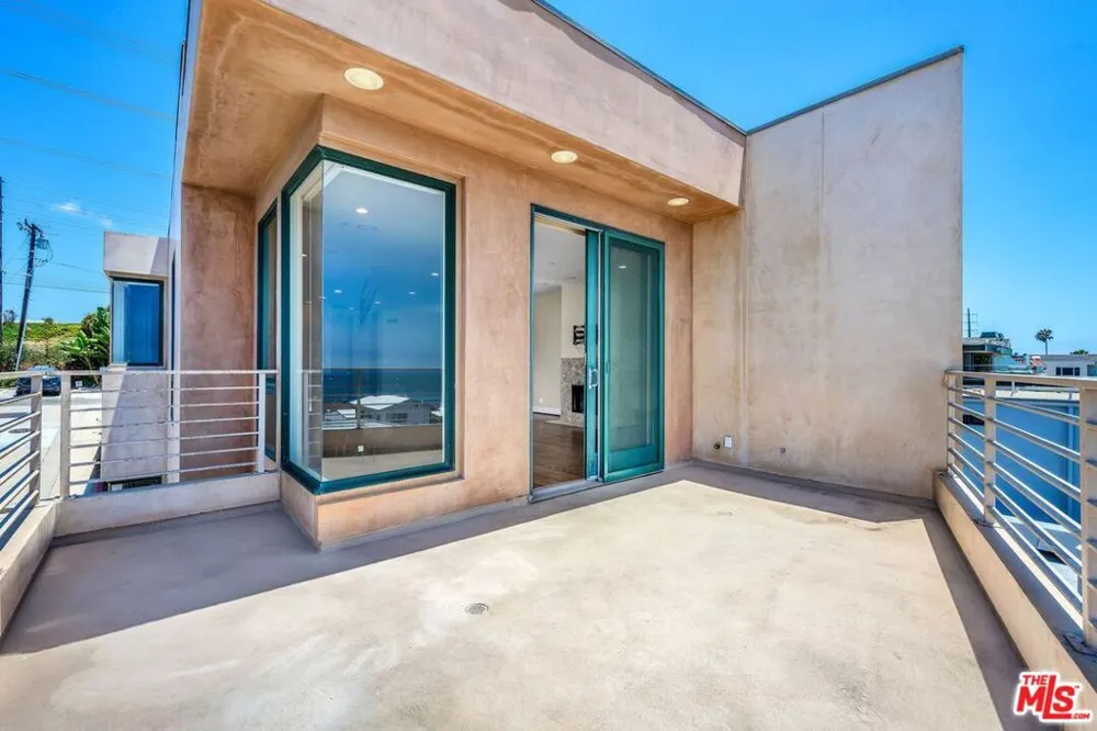308 Gull Street Manhattan Beach, CA 90266