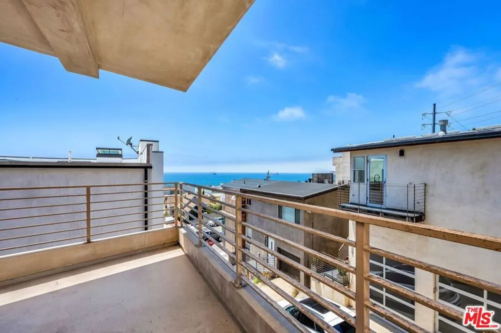 308 Gull Street Manhattan Beach, CA 90266