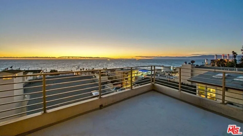 308 Gull Street Manhattan Beach, CA 90266