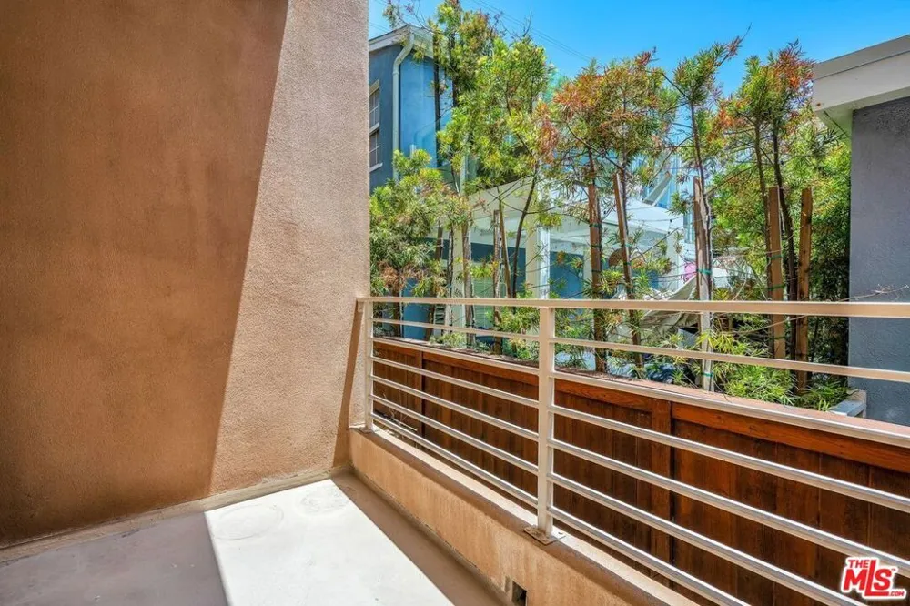 308 Gull Street Manhattan Beach, CA 90266