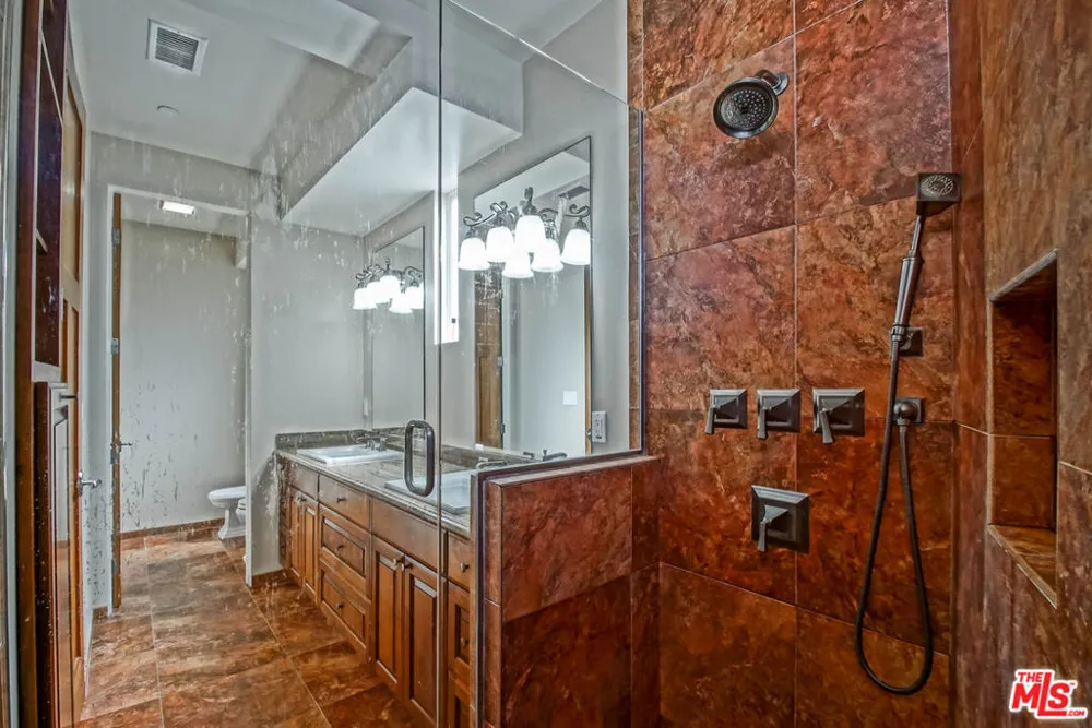 308 Gull Street Manhattan Beach, CA 90266