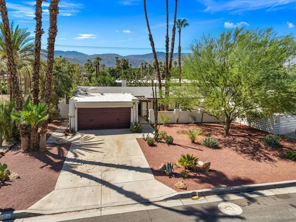 74217 Fairway Drive Palm Desert, CA 92260