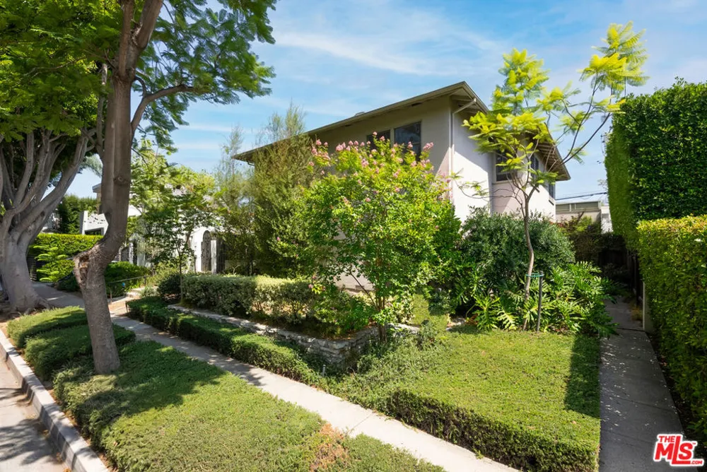 8921 Rangely Avenue West Hollywood, CA 90048
