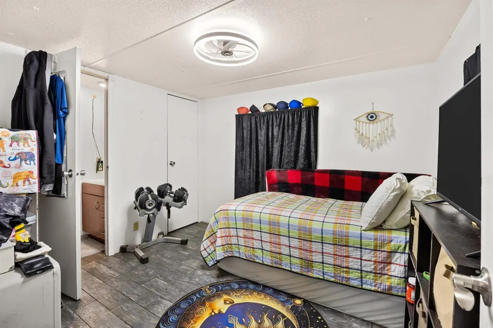 5985 SE 94TH TRAIL Okeechobee, FL 34974