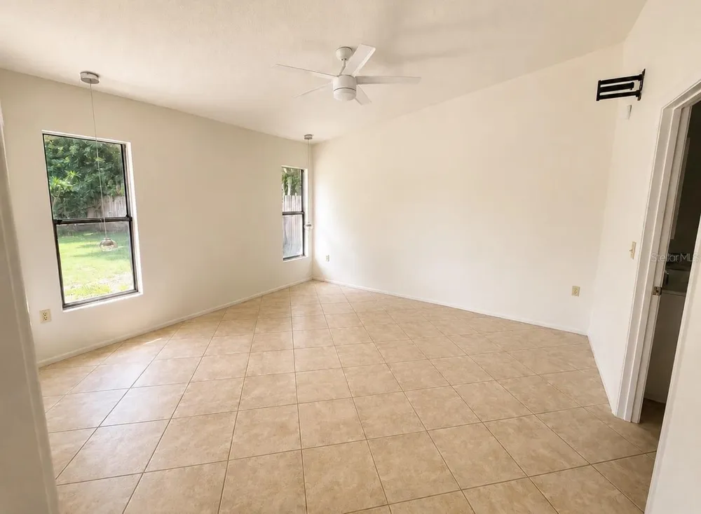 5731 WESTWIND LANE Sarasota, FL 34231