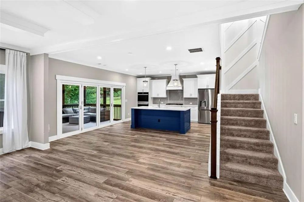 727 Old Collins Road Hoschton, GA 30548