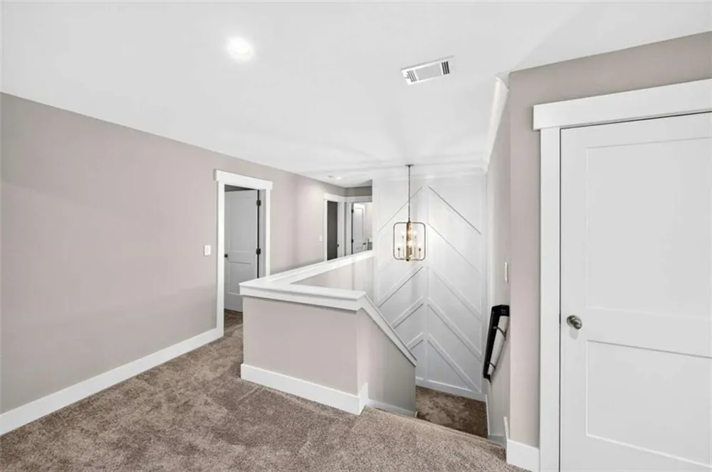 727 Old Collins Road Hoschton, GA 30548