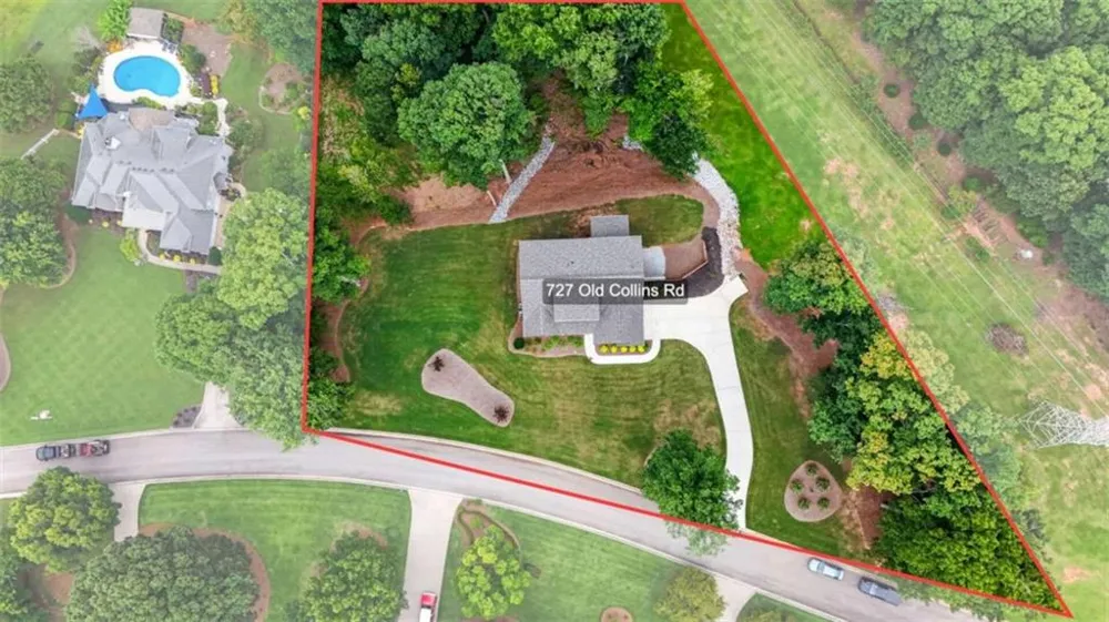 727 Old Collins Road Hoschton, GA 30548
