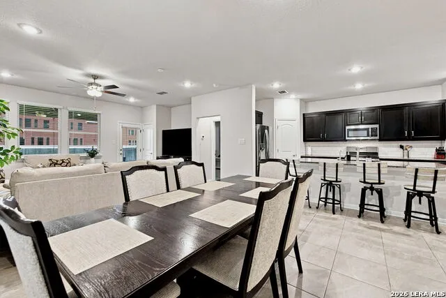 8239 Sunrise Gln Schertz, TX 78154