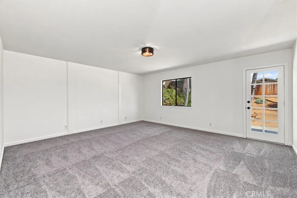 14464 Harvey Riverside, CA 92503
