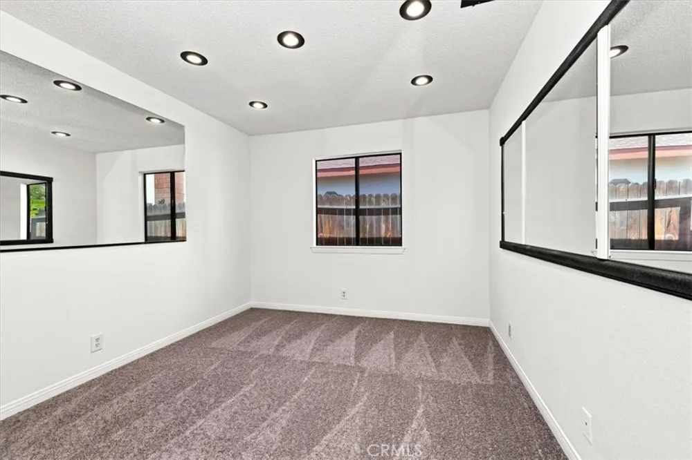 14464 Harvey Riverside, CA 92503