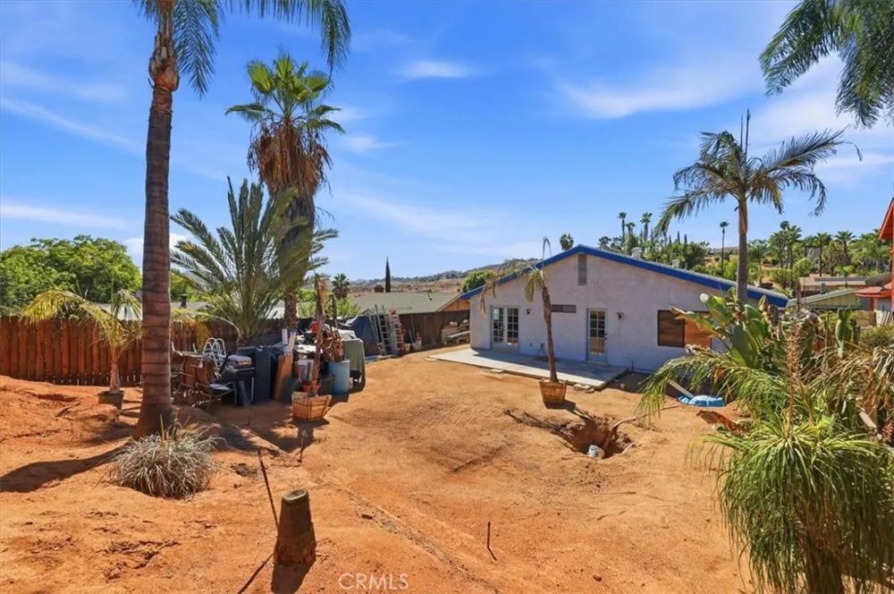 14464 Harvey Riverside, CA 92503