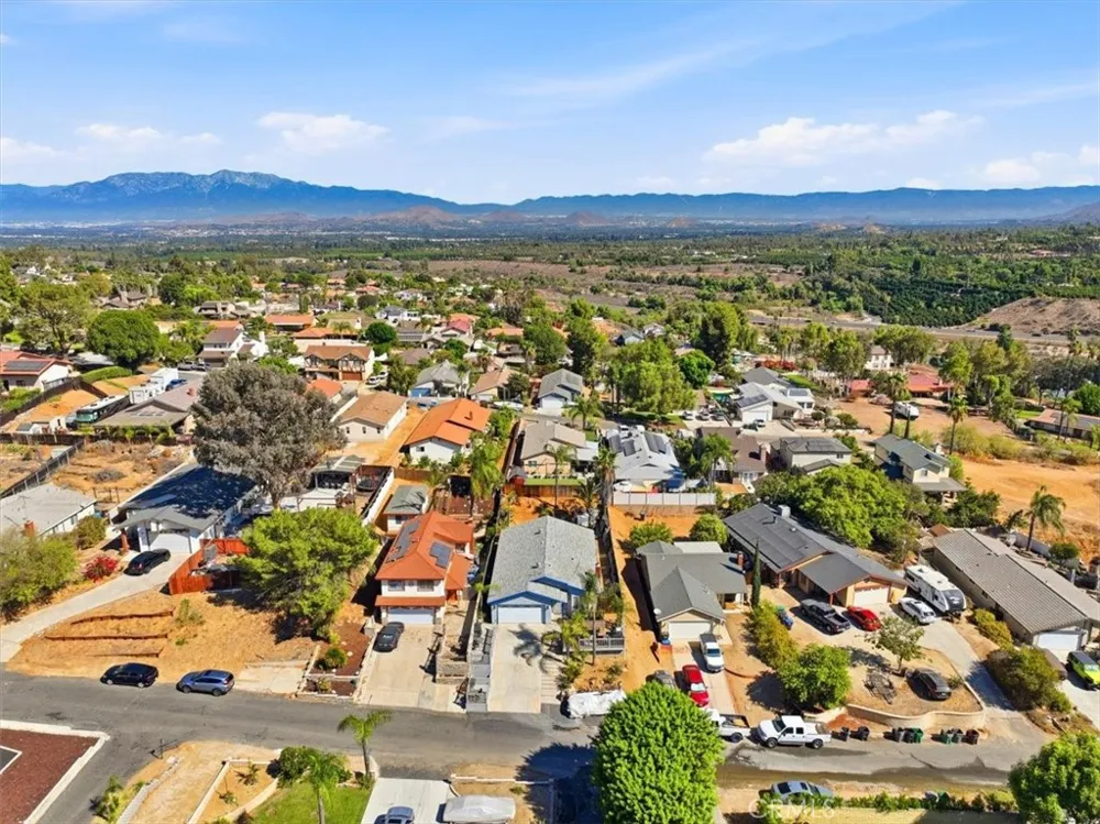 14464 Harvey Riverside, CA 92503
