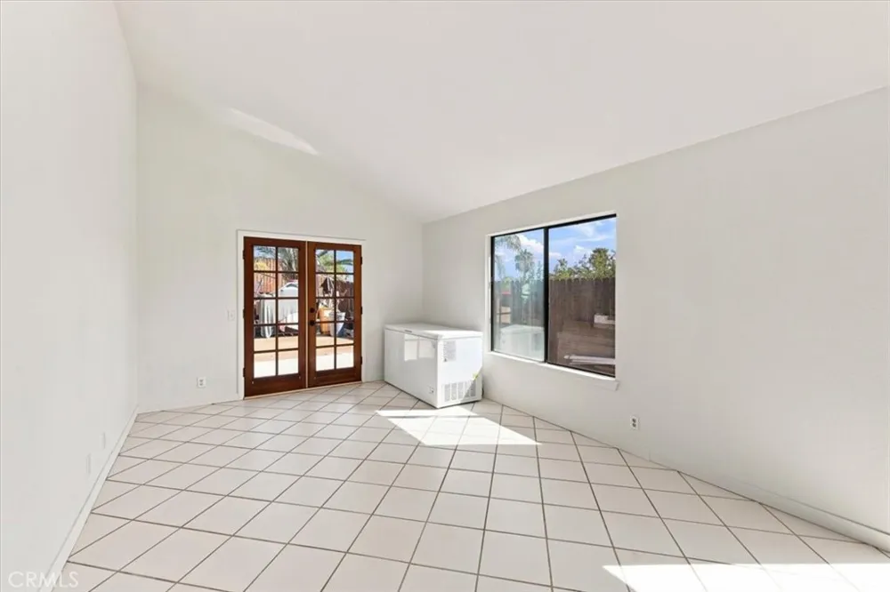14464 Harvey Riverside, CA 92503