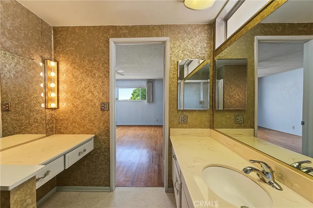 7791 Denise La Palma, CA 90623
