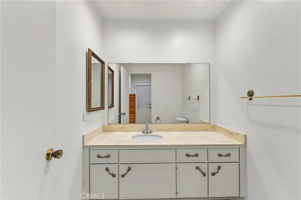 7791 Denise La Palma, CA 90623