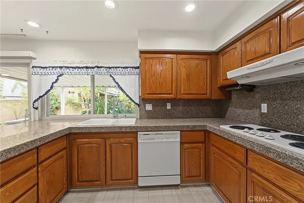 7791 Denise La Palma, CA 90623