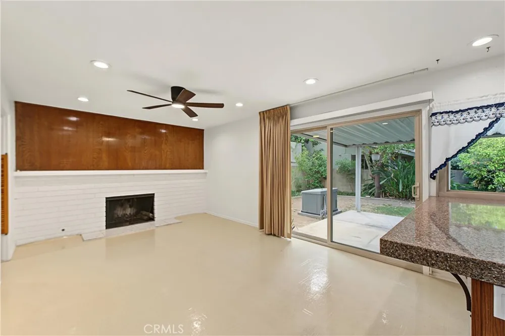 7791 Denise La Palma, CA 90623