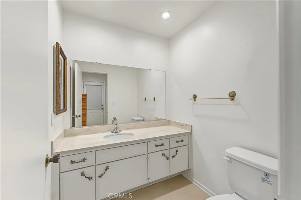 7791 Denise La Palma, CA 90623