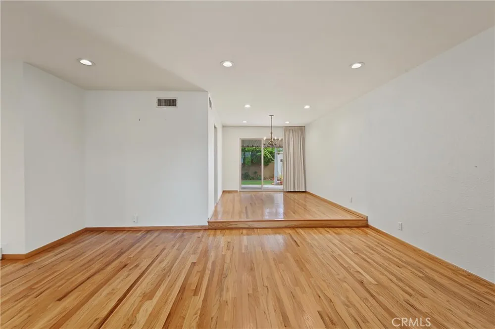 7791 Denise La Palma, CA 90623