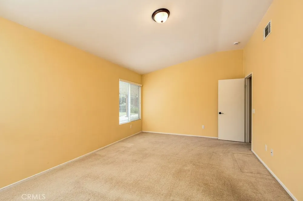 32898 Sandal Wood Lake Elsinore, CA 92530