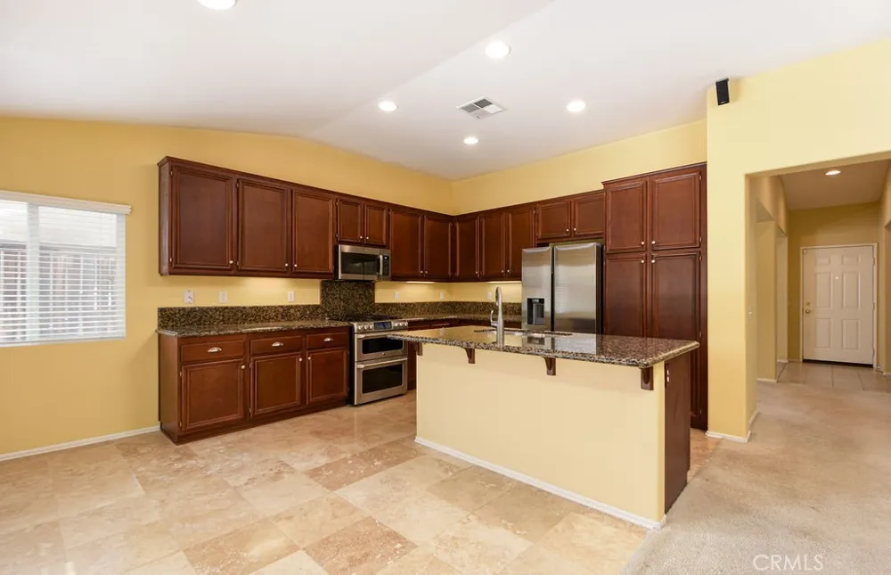 32898 Sandal Wood Lake Elsinore, CA 92530