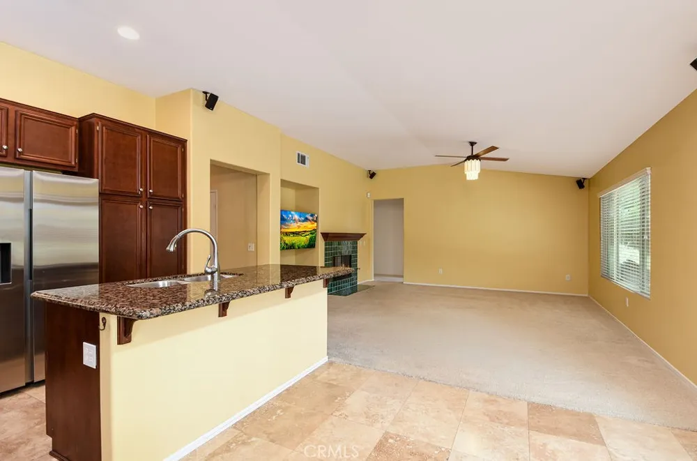 32898 Sandal Wood Lake Elsinore, CA 92530