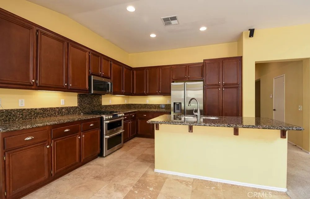 32898 Sandal Wood Lake Elsinore, CA 92530
