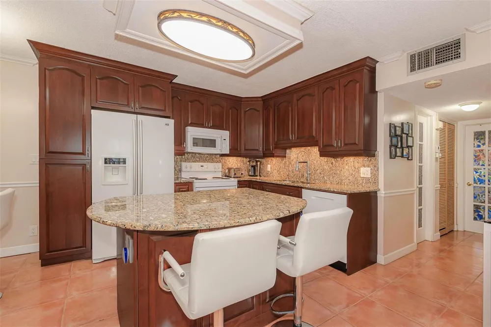 3071 NW 47TH TERRACE #326 Lauderdale Lakes, FL 33313