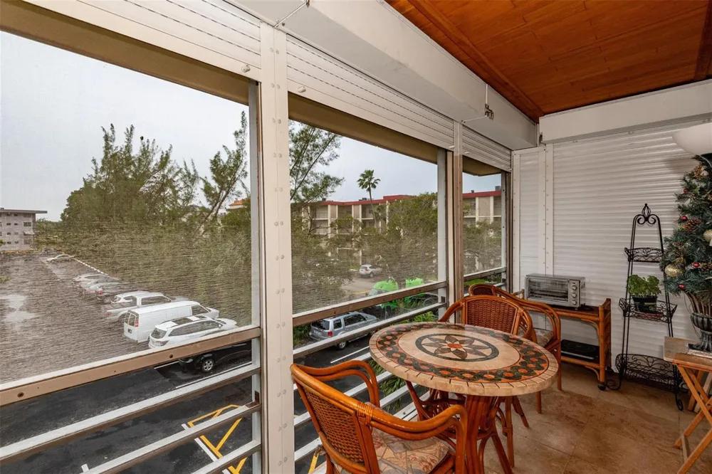 3071 NW 47TH TERRACE #326 Lauderdale Lakes, FL 33313