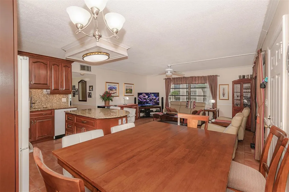 3071 NW 47TH TERRACE #326 Lauderdale Lakes, FL 33313