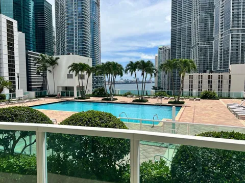 31 SE 5TH STREET #1206