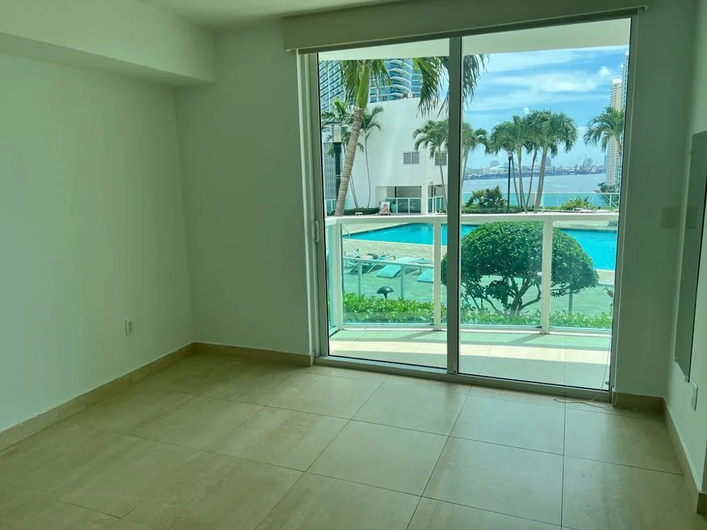 31 SE 5TH STREET #1206 Miami, FL 33131