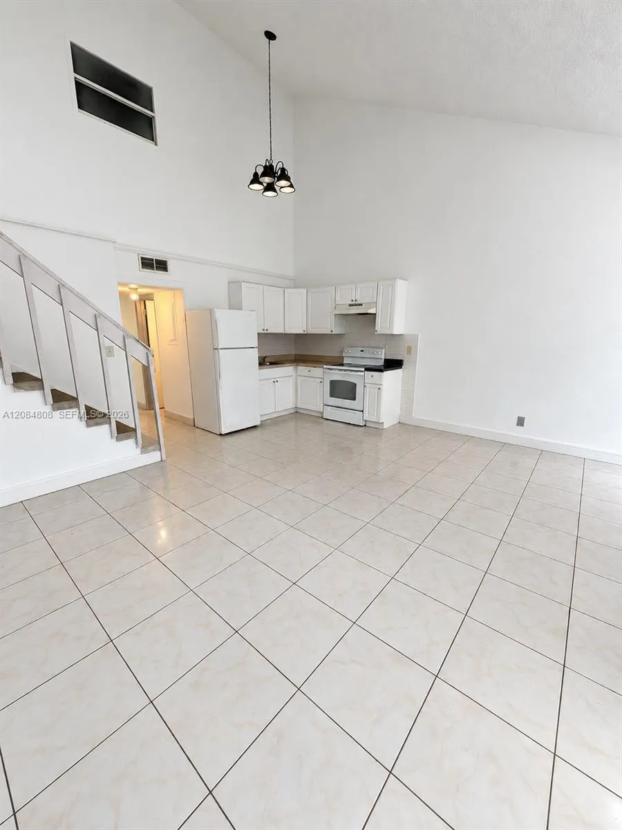 2237 NW 55th Ter Lauderhill, FL 33313