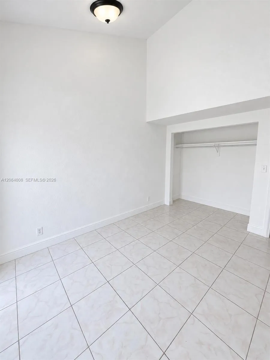 2237 NW 55th Ter Lauderhill, FL 33313