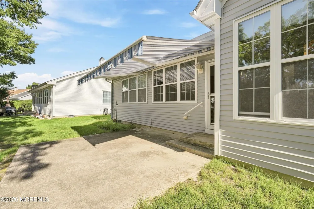 30 Fountain View Drive Barnegat, NJ 08005
