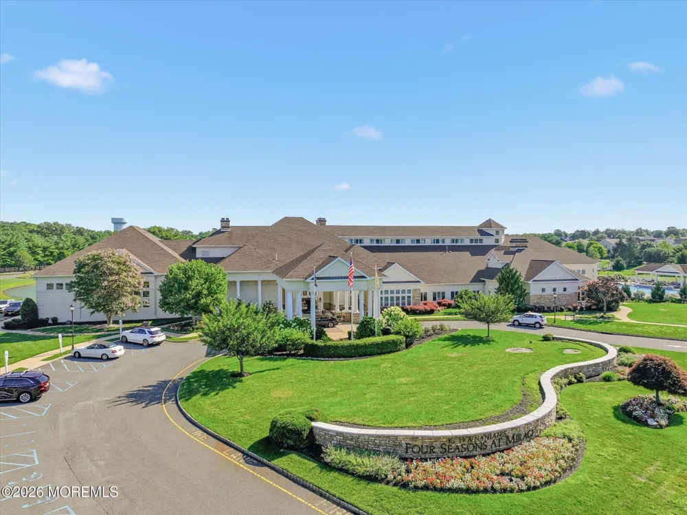 30 Fountain View Drive Barnegat, NJ 08005