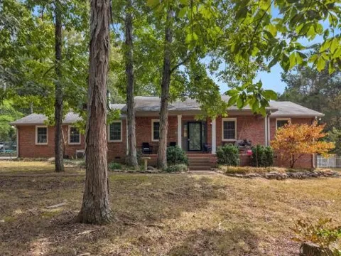 2217 Quarry Rd