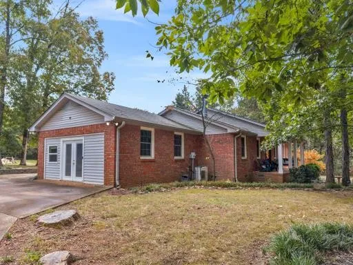 2217 Quarry Rd Mount Juliet, TN 37122