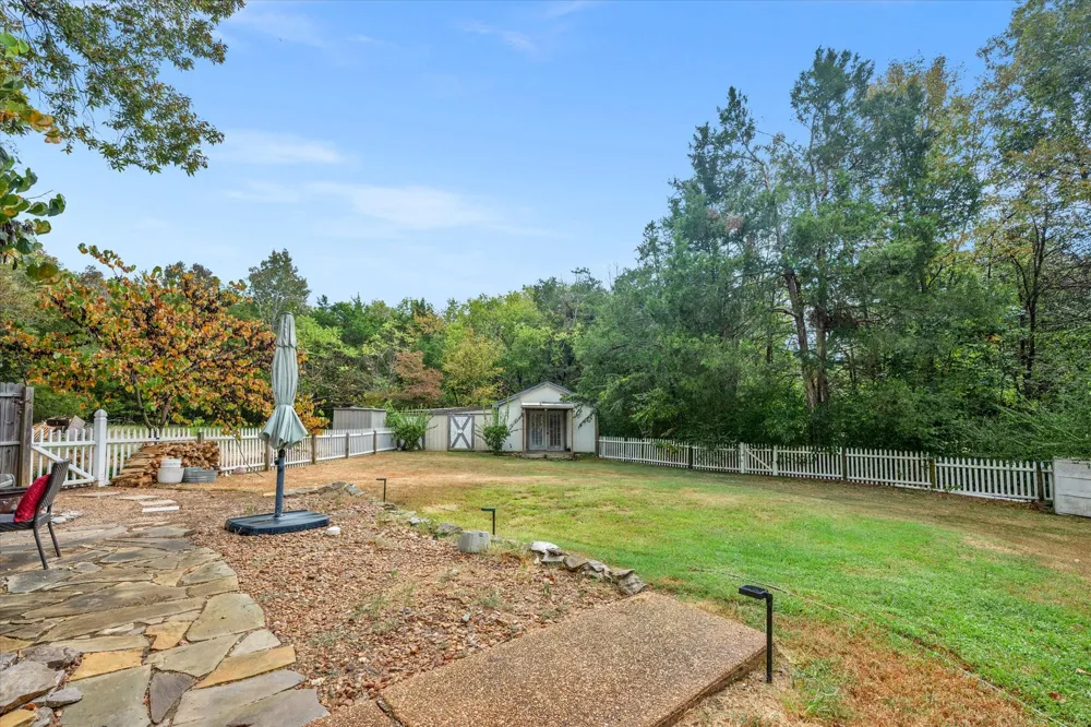 2217 Quarry Rd Mount Juliet, TN 37122