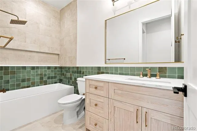 2434 W 36TH AVENUE Denver, CO 80211