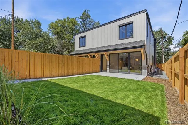 2434 W 36TH AVENUE Denver, CO 80211