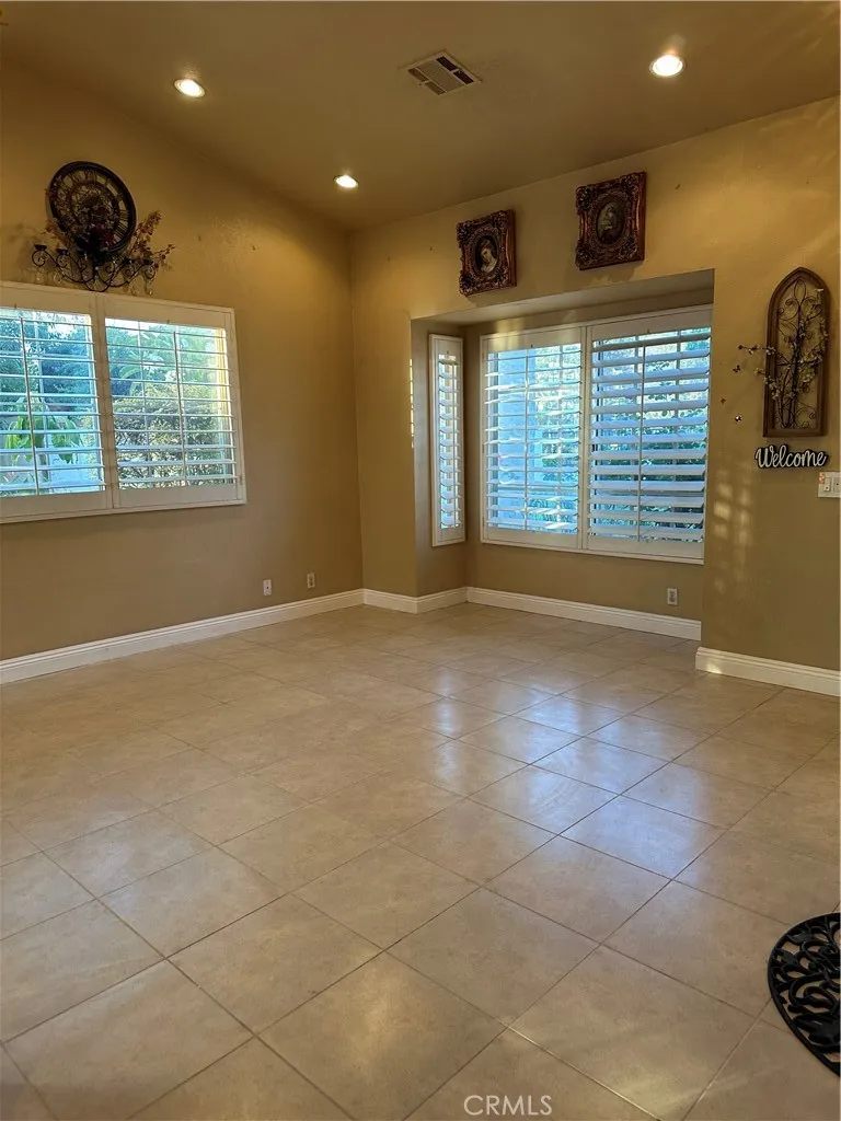 24237 Seagreen Dr Diamond Bar, CA 91765