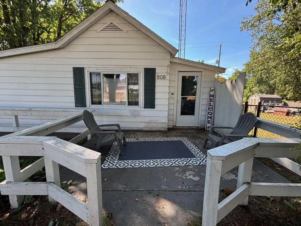 808 Anderson Street Ludington, MI 49431