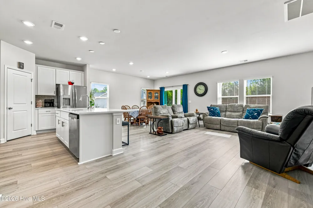 605 Blackthorne Circle NW Calabash, NC 28467