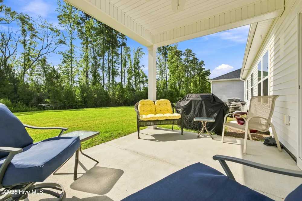 605 Blackthorne Circle NW Calabash, NC 28467